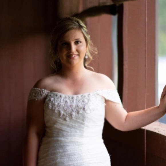 Wedding dress - 12 Petite - Picture 5 of 7